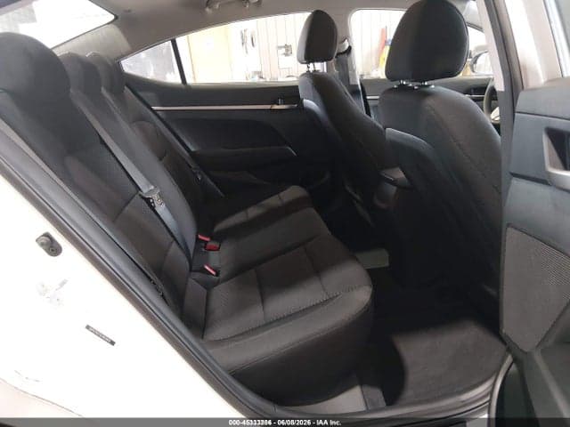 2020 HYUNDAI ELANTRA SE 8