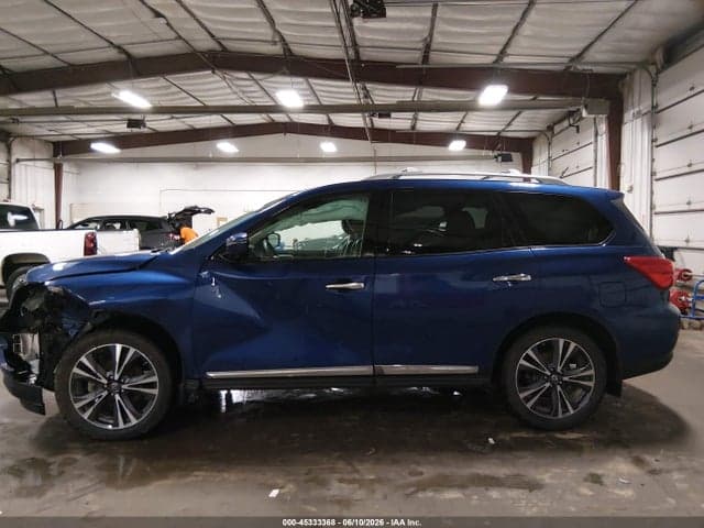 2017 NISSAN PATHFINDER PLATINUM 15