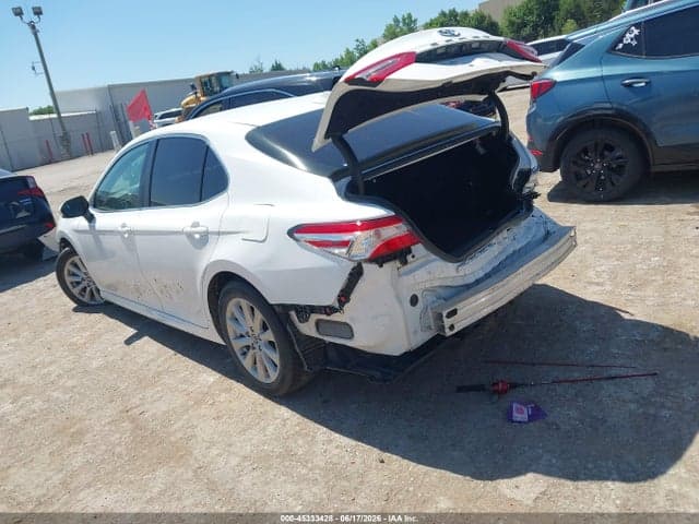 2020 TOYOTA CAMRY LE 3