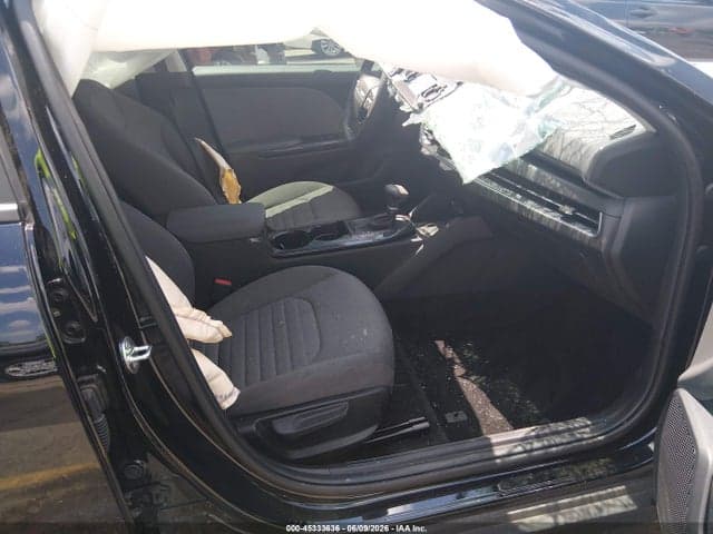 2025 KIA K4 EX 5