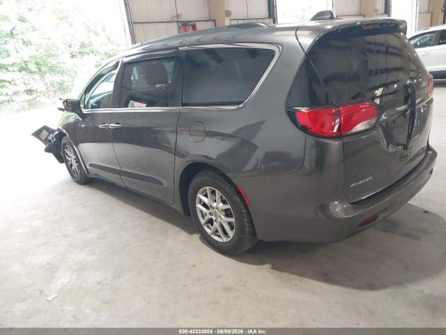 2021 CHRYSLER VOYAGER LXI 3