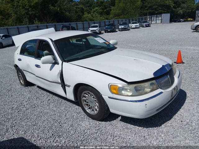 1998 LINCOLN TOWN CAR 1