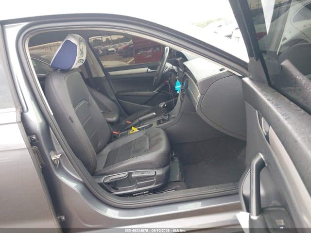 2021 VOLKSWAGEN PASSAT 2.0T SE 5