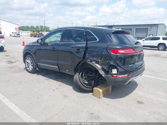 2015 LINCOLN MKC 3