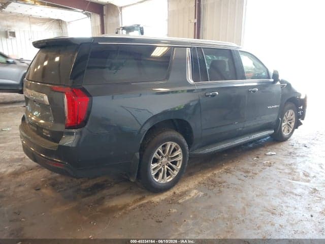 2021 GMC YUKON XL SLE 4