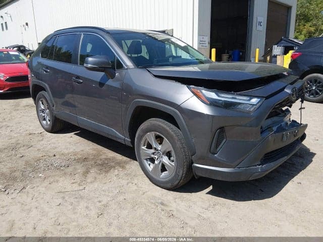 2023 TOYOTA RAV4 XLE 1