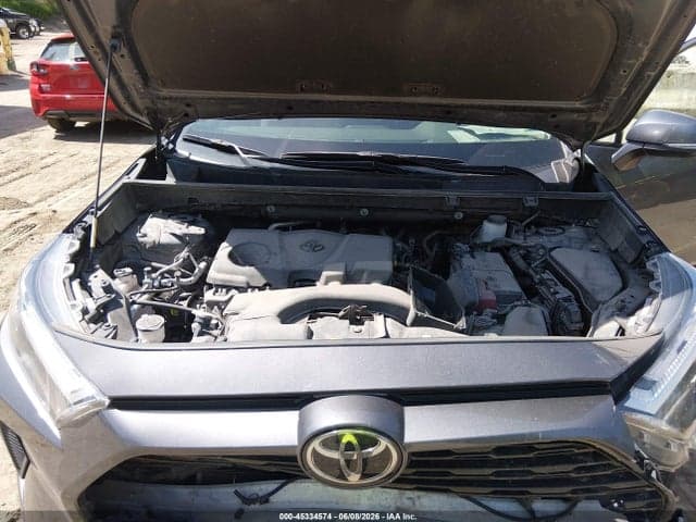 2023 TOYOTA RAV4 XLE 10