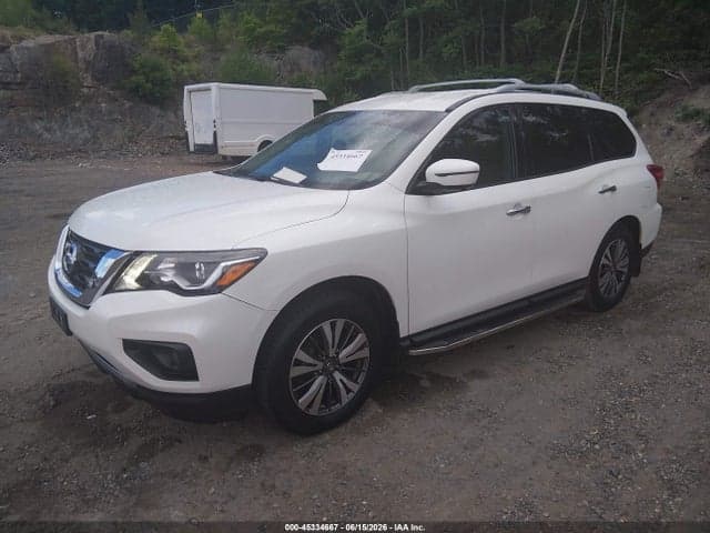 2017 NISSAN PATHFINDER SL 2