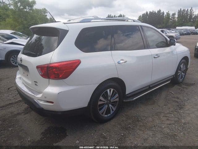2017 NISSAN PATHFINDER SL 4