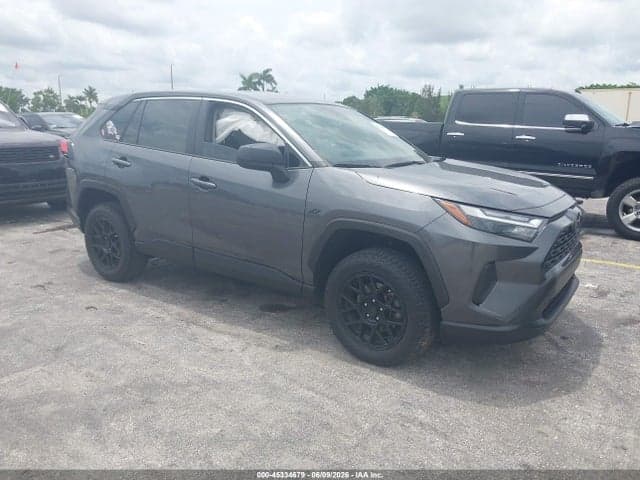 2023 TOYOTA RAV4 LE 1