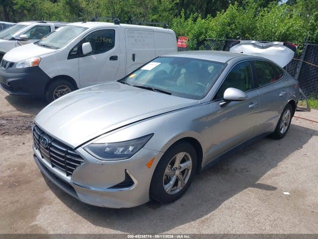 2022 HYUNDAI SONATA SE 2