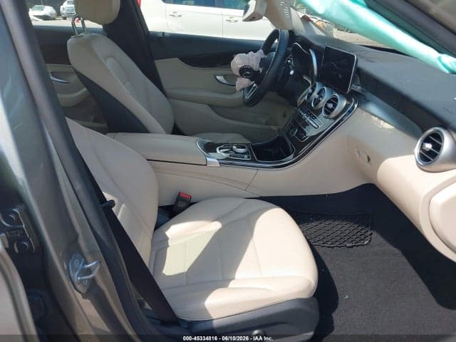 2020 MERCEDES-BENZ C 300 5