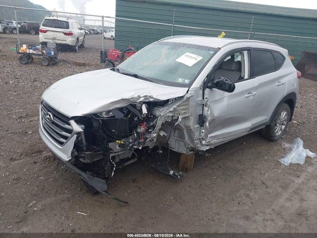 2017 HYUNDAI TUCSON SE 2