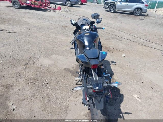 2025 YAMAHA YZFR7 6