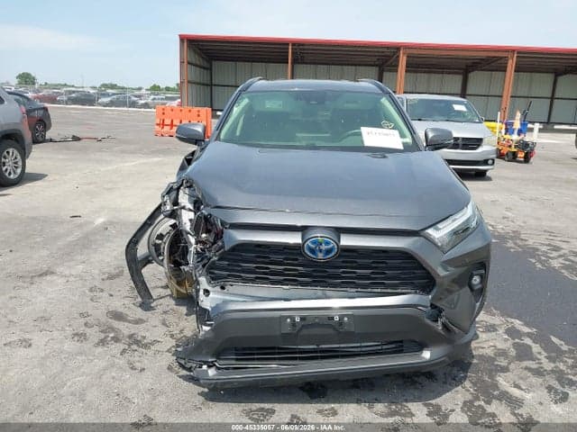 2022 TOYOTA RAV4 HYBRID XLE PREMIUM 13