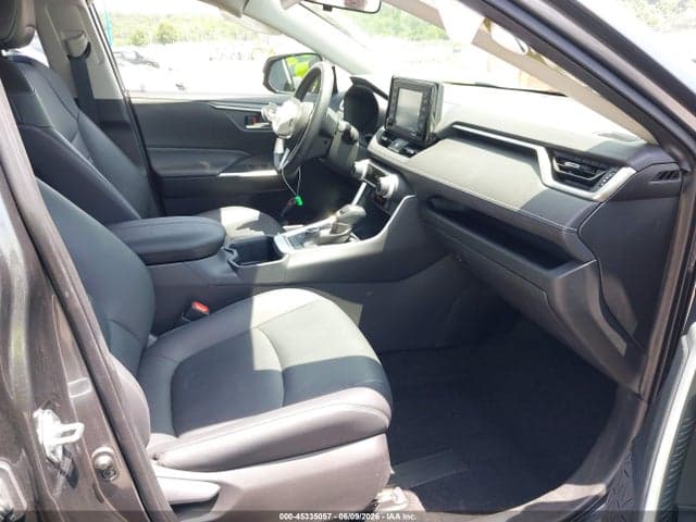 2022 TOYOTA RAV4 HYBRID XLE PREMIUM 5