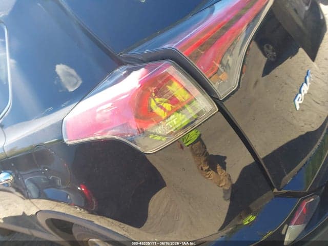 2017 TOYOTA RAV4 LIMITED 6