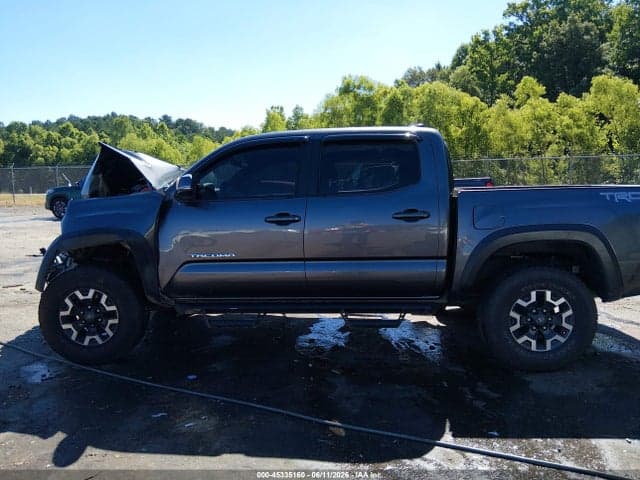 2017 TOYOTA TACOMA TRD OFF ROAD 15