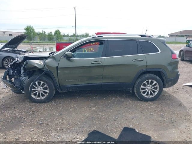 2019 JEEP CHEROKEE LATITUDE 4X4 15