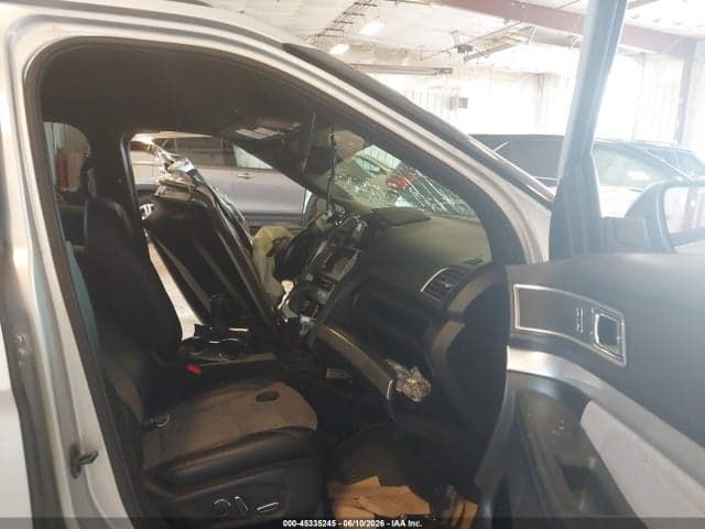 2017 FORD EXPLORER XLT 5