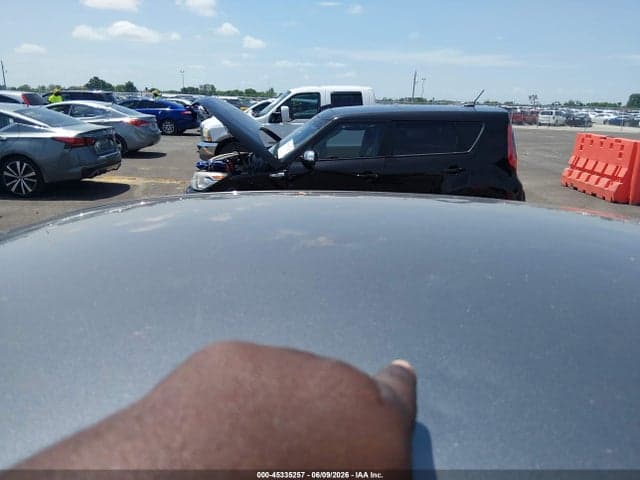 2020 NISSAN VERSA SV XTRONIC CVT 6