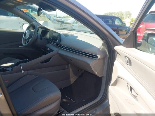 2025 HYUNDAI ELANTRA SEL SPORT 5