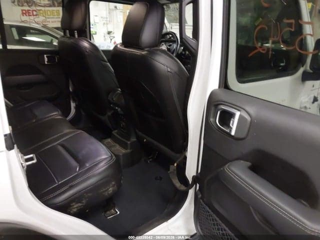 2020 JEEP WRANGLER UNLIMITED SAHARA 4X4 8
