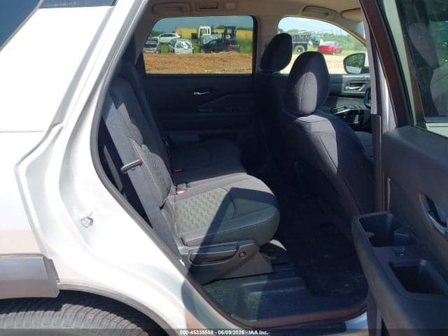 2022 NISSAN PATHFINDER SV 4WD 8