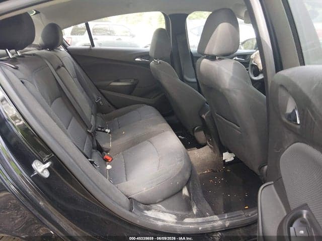 2018 CHEVROLET CRUZE LT AUTO 9