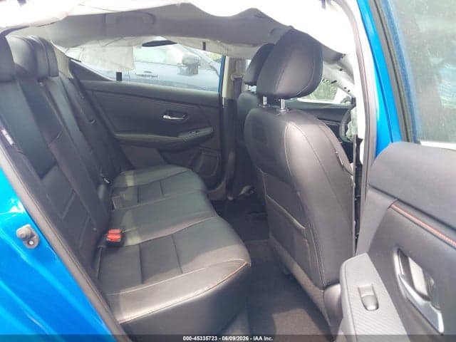 2025 NISSAN SENTRA SR 8
