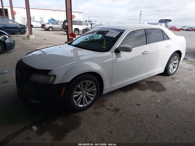 2018 CHRYSLER 300 TOURING 2