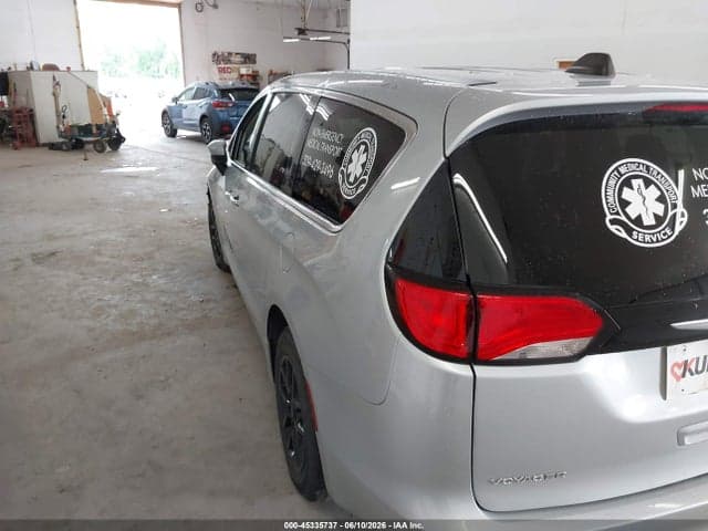 2023 CHRYSLER VOYAGER LX 3