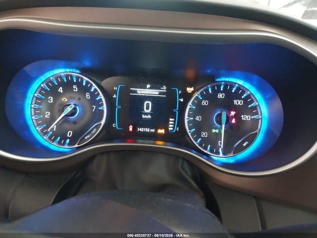 2023 CHRYSLER VOYAGER LX 7
