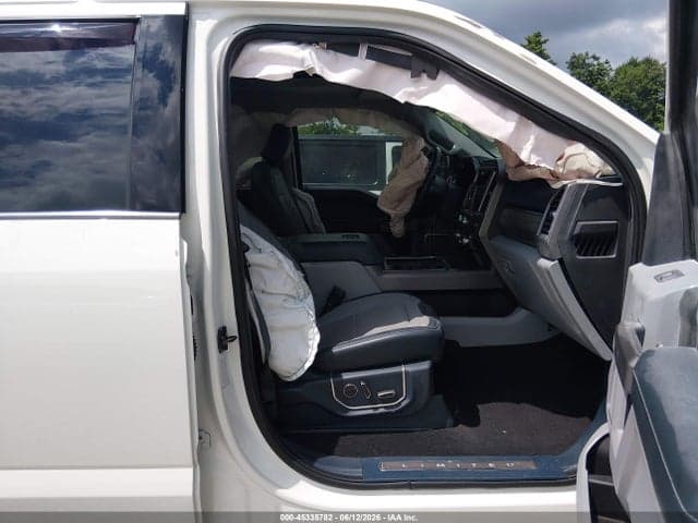 2022 FORD F-250 LIMITED 8