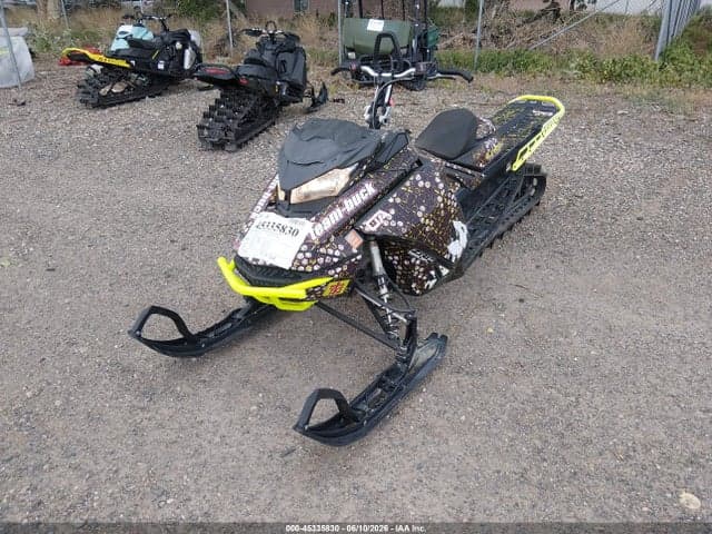 2020 SKI-DOO SUMMIT EXPERT 165 2