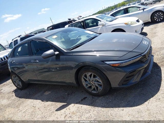 2024 HYUNDAI ELANTRA SEL 14