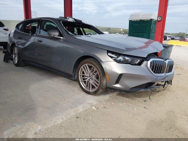 2025 BMW 530I 1