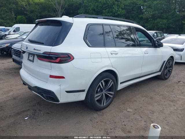 2025 BMW X7 M60I 4