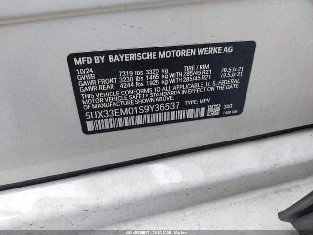 2025 BMW X7 M60I 9