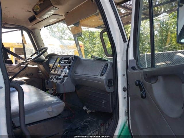 2020 FREIGHTLINER M2 106 5
