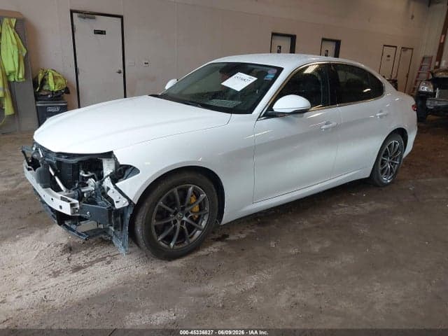 2017 ALFA ROMEO GIULIA AWD 2