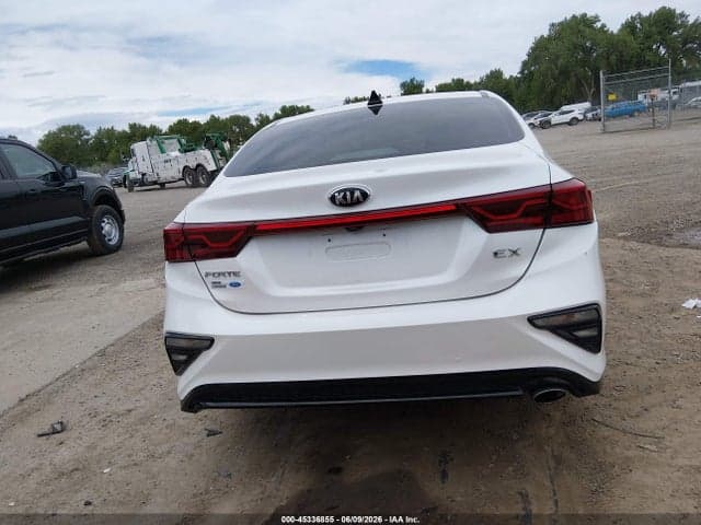 2021 KIA FORTE EX 16