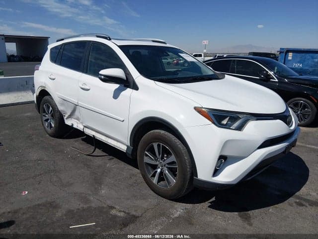 2018 TOYOTA RAV4 XLE 1