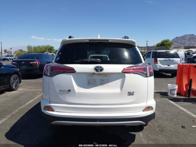 2018 TOYOTA RAV4 XLE 17