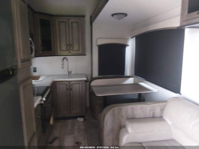 2020 FORESTRIVER SIERRA 3330BH 8