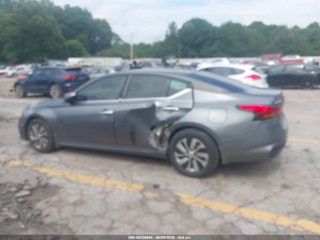 2022 NISSAN ALTIMA S FWD 14