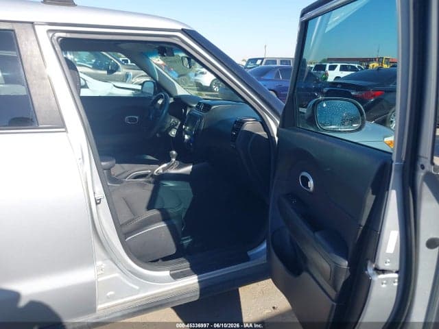 2019 KIA SOUL + 5