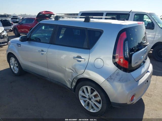 2019 KIA SOUL + 6