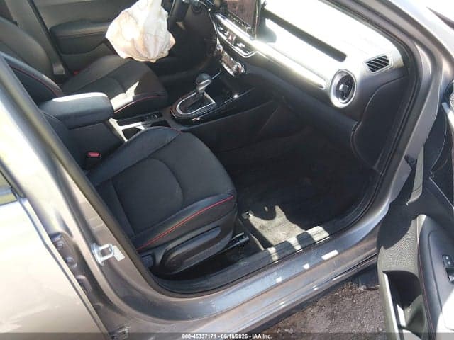 2024 KIA FORTE GT 5