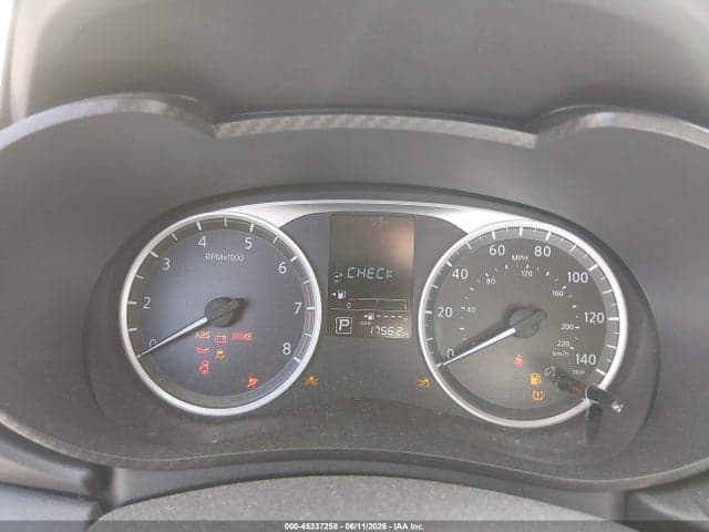 2024 NISSAN VERSA 1.6 S 7